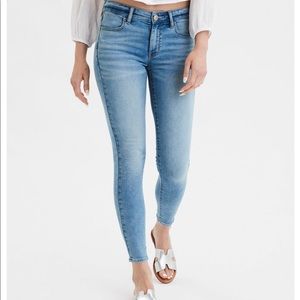 American Eagle medium wash jeggings